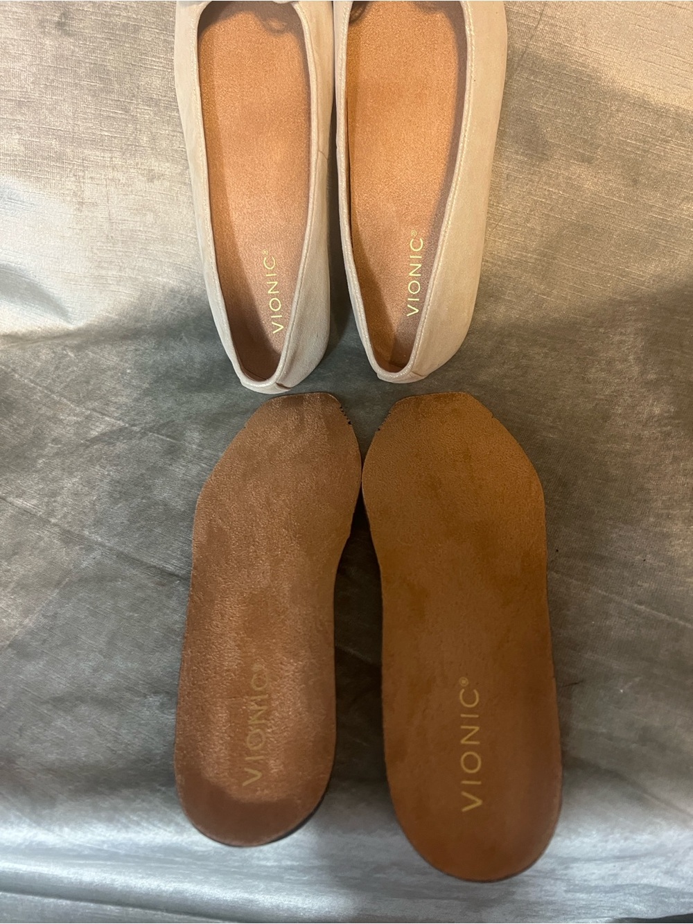 Vionic Klara Gold Shimmer Flat Shoes w/Extra Insoles. Size 9W - Picture 8 of 11